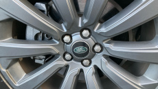 Land Rover Range Rover Velar 2.0 D200 R-Dynamic SE 5dr Auto Diesel Estate